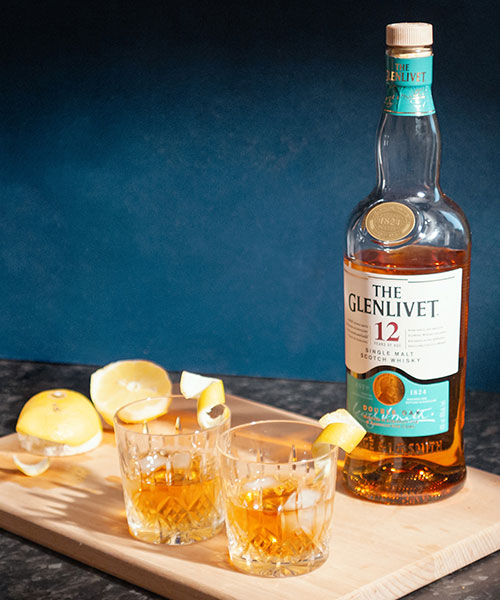 Бутылка скотча The Glenlivet