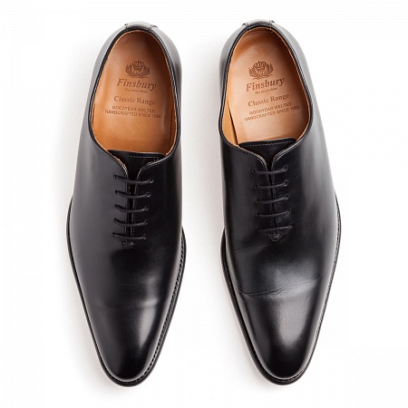 картинка Finsbury Giulia Black от магазина  Mykilt